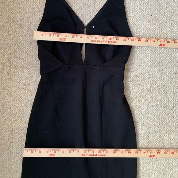 REVOLVE x Nicholas Ponti Ava Wrap Black Maxi Gown Deep V Neckline sz 2 PW13 - Picture 13 of 16